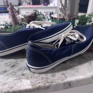 Vans Dark Blue Canvas Shoes with White Accents /Unisex men’s 8 women’s 9.5
